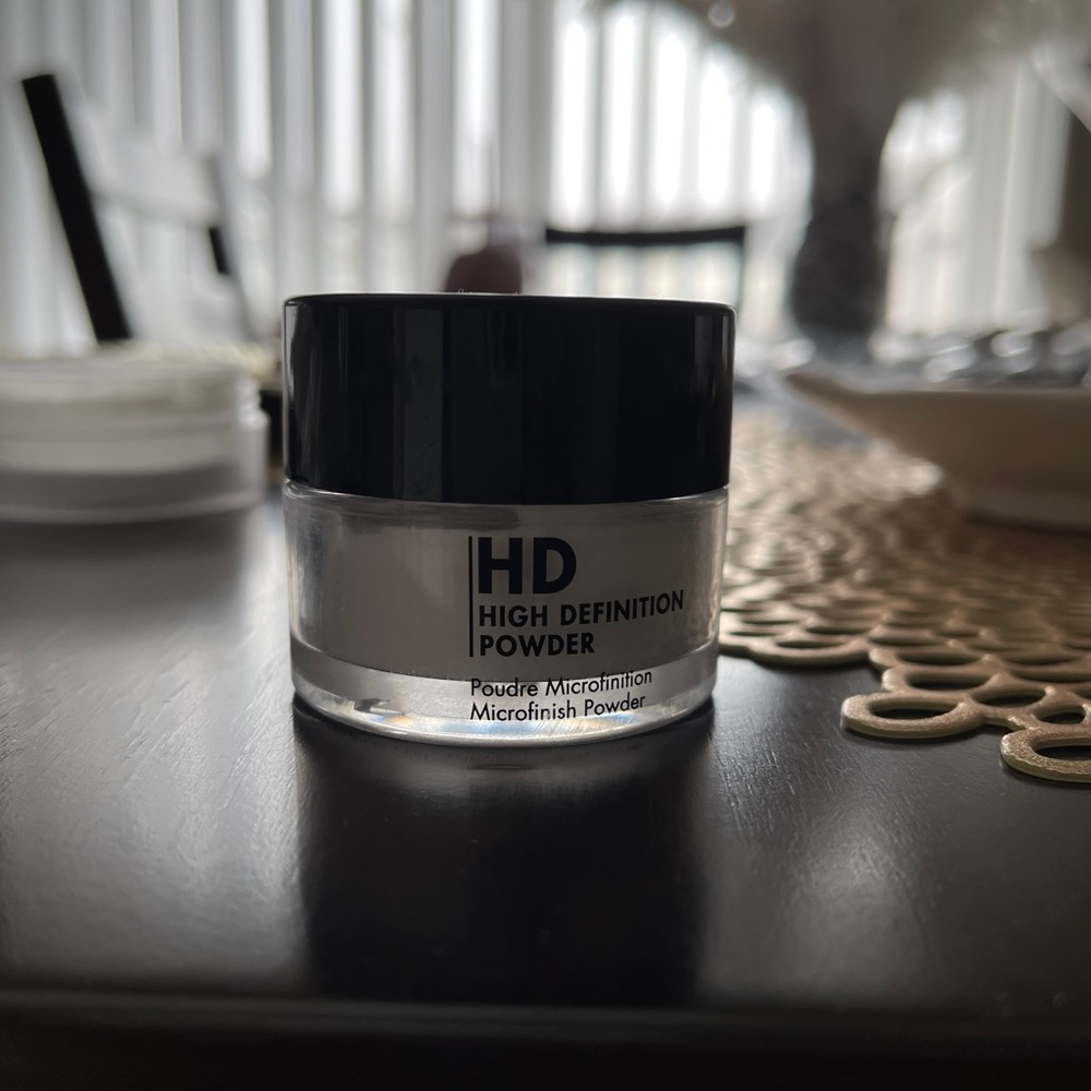 Make Up For Ever - HD High Definition Powder - Picture 3 of 6